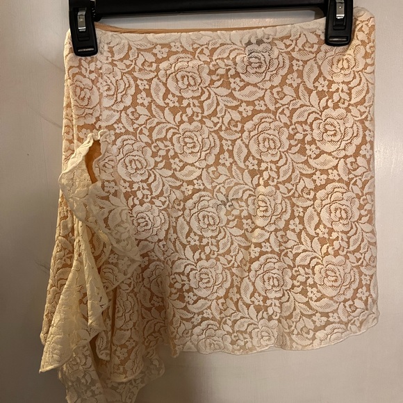 XS NWT tiger mist white lace skirt never worn and in great condition - Picture 7 of 7